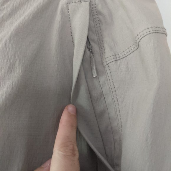 Athleta | Trekkie Bermuda Hiking Shorts Size 2 - Picture 4 of 8